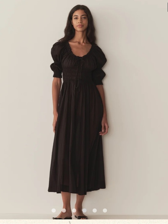 Doen Dresses & Skirts - Doen Ischia shirred poplin puff sleeve midi dress in black